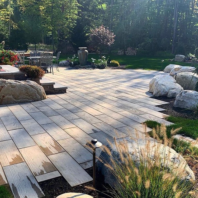 Carousel post from techobloc.