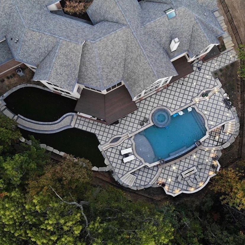 Carousel post from techobloc.