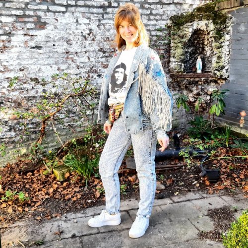 Photo post from dotnsquare_vintage.