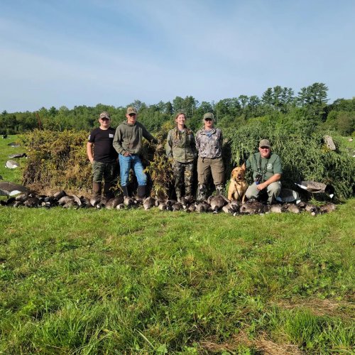 Carousel post from reddogguideservice.