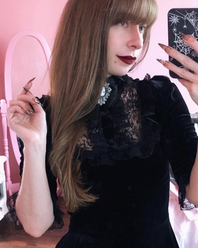 Carousel post from margaritabloom.