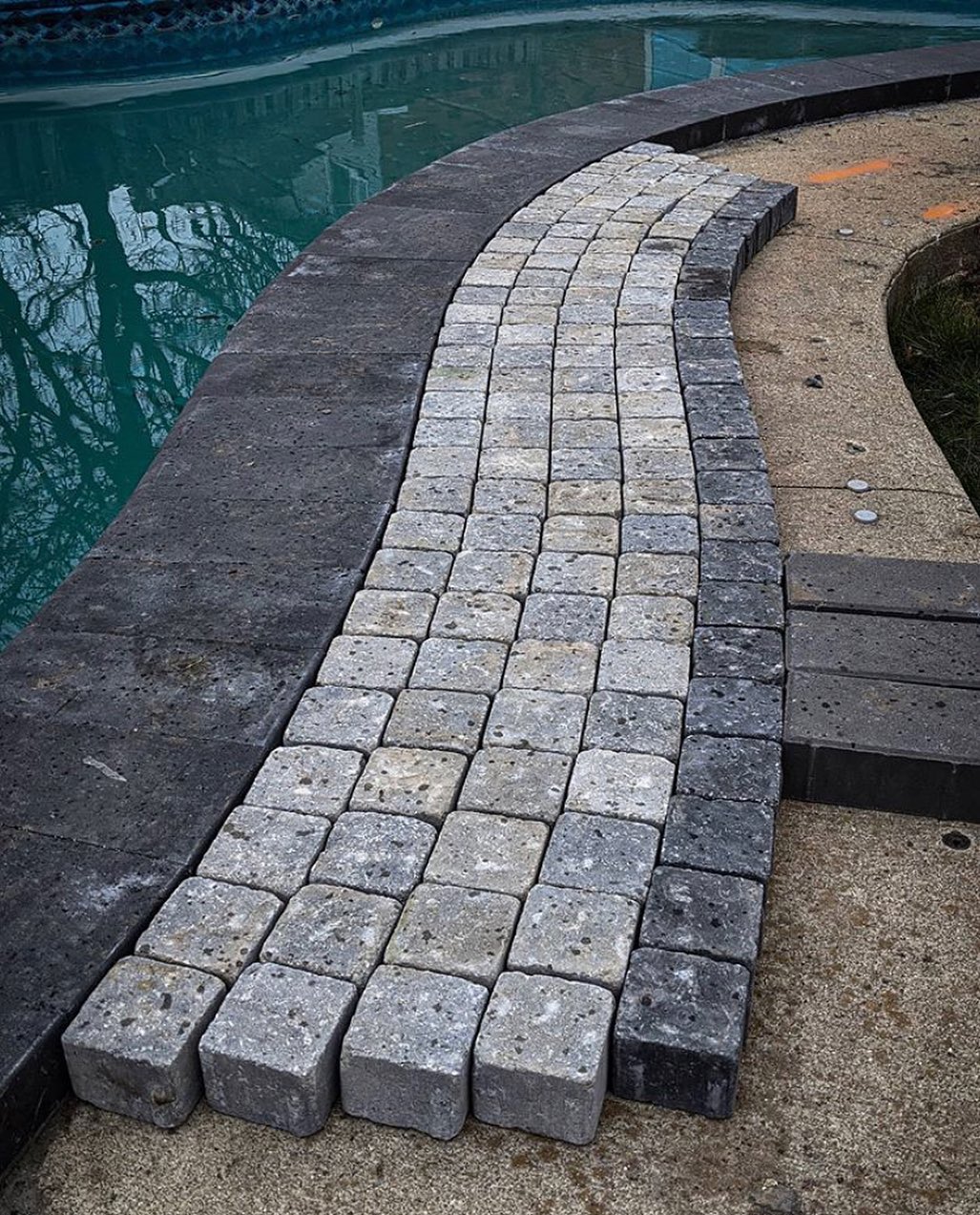 Photo post from techobloc.