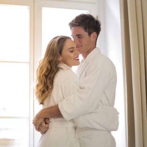 Carousel post from glasshouseretreat.