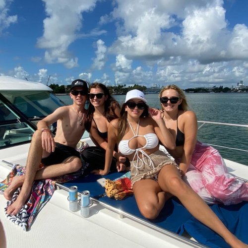 Photo post from vistayachts.