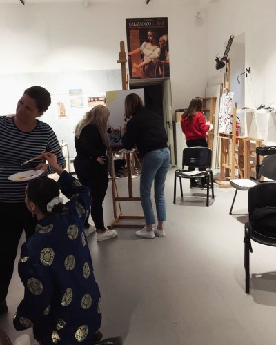 Carousel post from aur_arts.