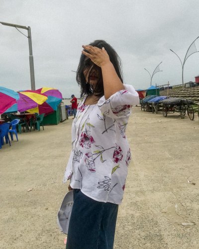 Carousel post from medha.bee.