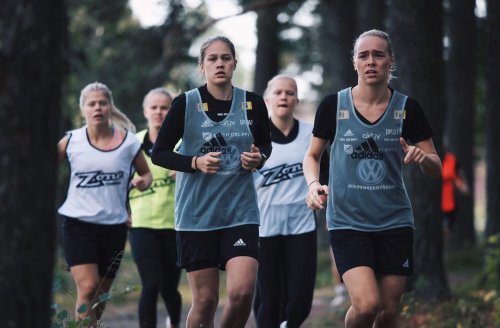 Carousel post from kauppitwins.