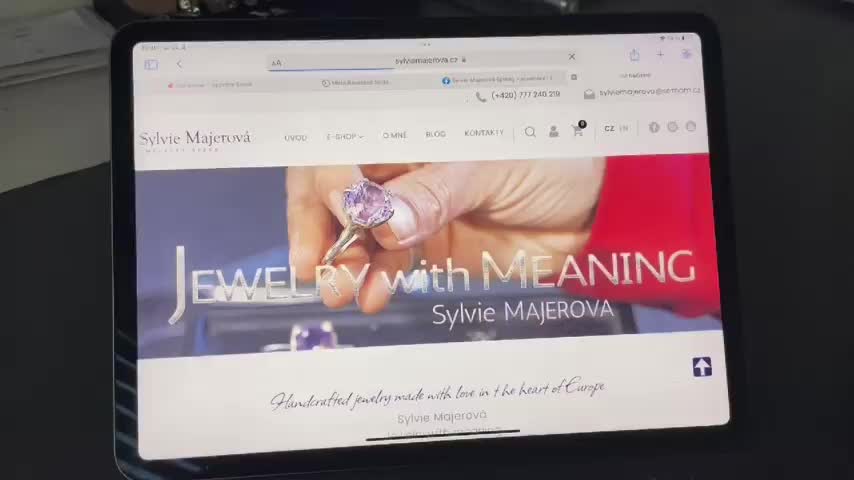 Video post from sylviemajerova.