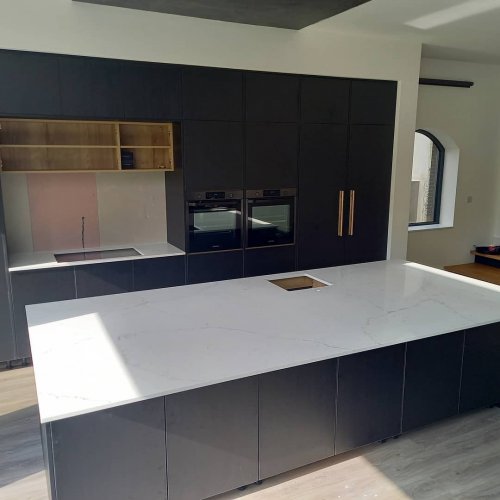 Photo post from ellocoworktops.