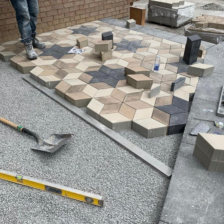 Photo post from techobloc.