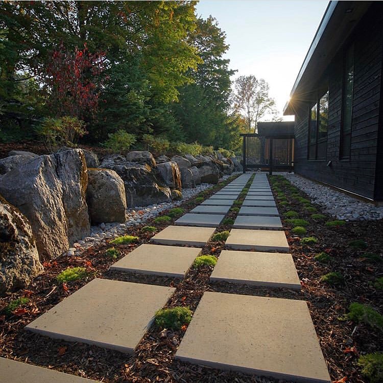 Photo post from techobloc.