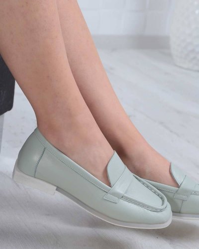 Carousel post from ossoshoes.
