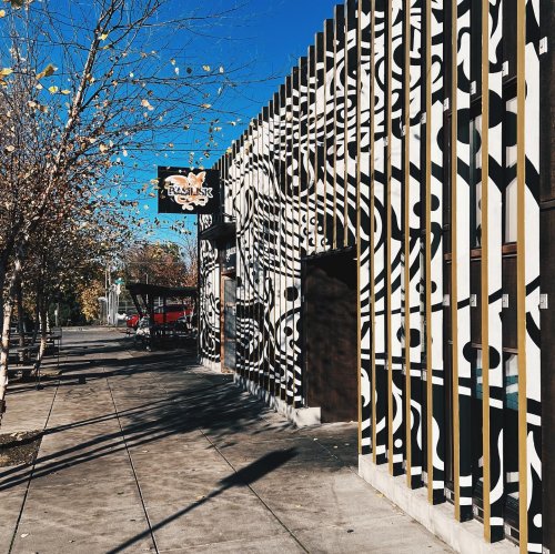 Carousel post from c.hoyin.