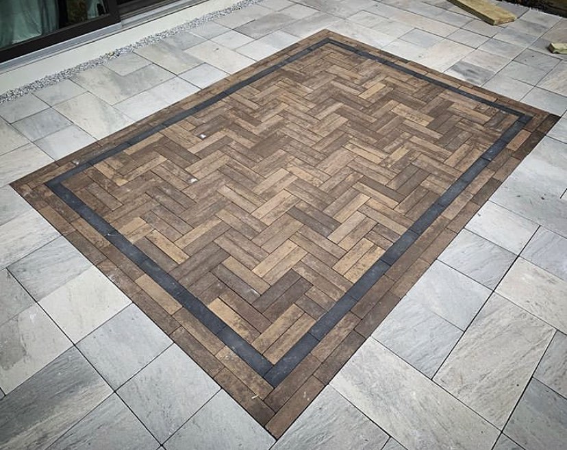 Photo post from techobloc.