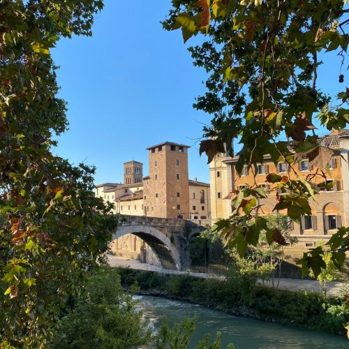 Photo post from aurrome.