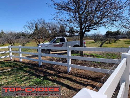 Carousel post from topchoicefencing.