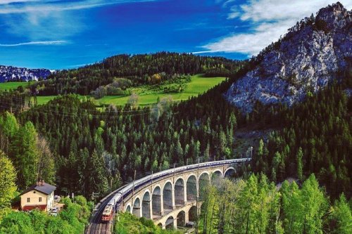 Carousel post from taucktravel.