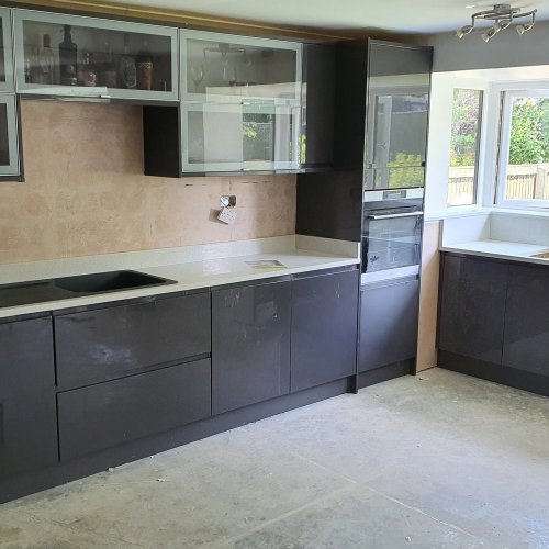 Carousel post from ellocoworktops.
