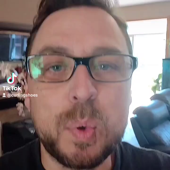 Video post from craigscurlingshoes.