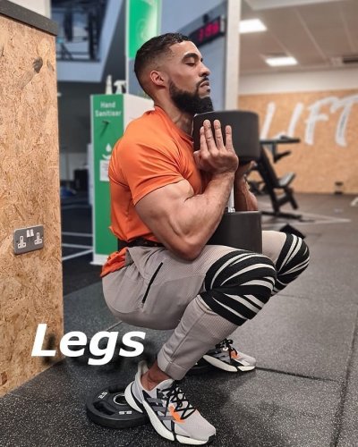 Carousel post from ph_gains.