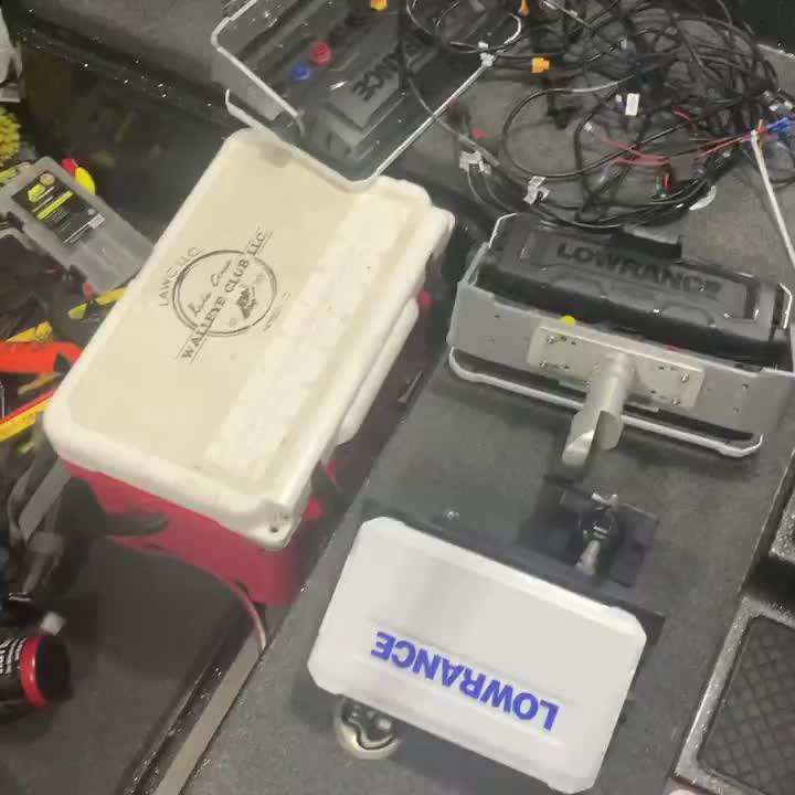 Carousel post from epolodgefishingteam.