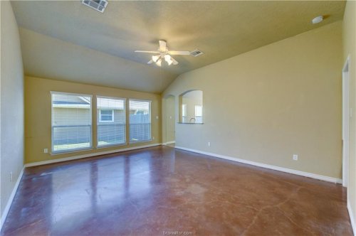 Carousel post from aggierelo.