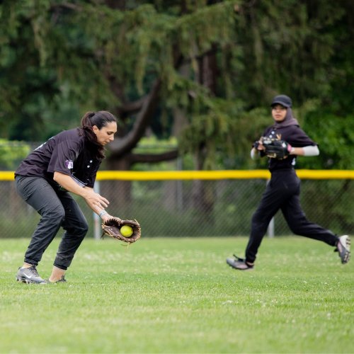 Photo post from sisterhoodsoftball.
