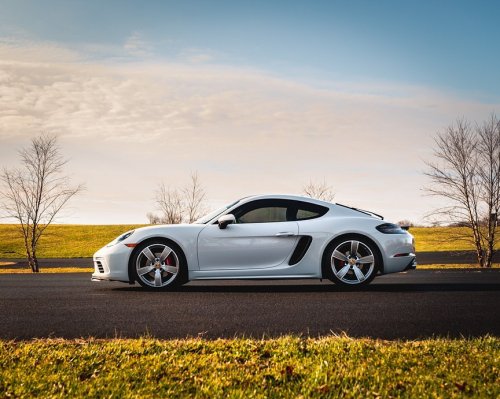 Carousel post from porschewarrington.