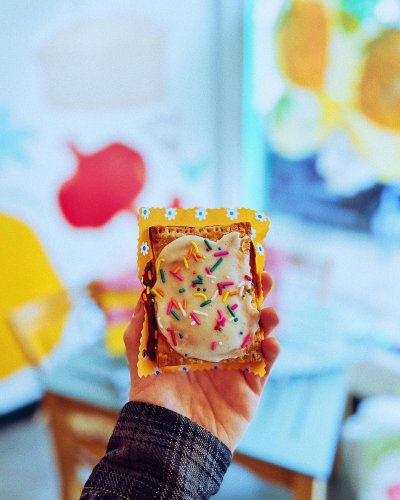 Carousel post from zuckercreme.