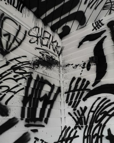 PostPhoto