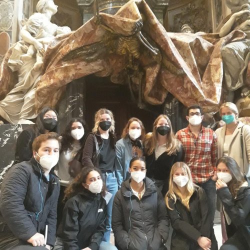 Carousel post from aur_arts.