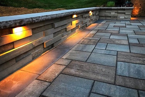 Carousel post from techobloc.