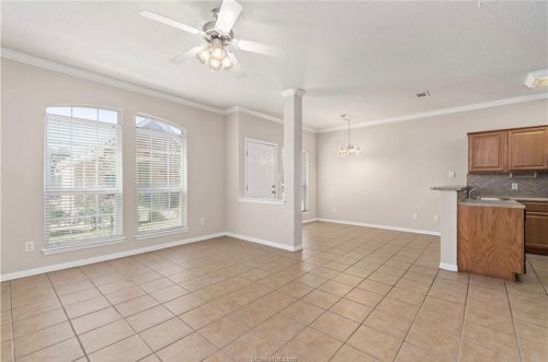 Carousel post from aggierelo.