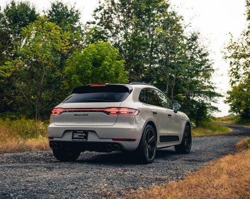 Carousel post from porschewarrington.