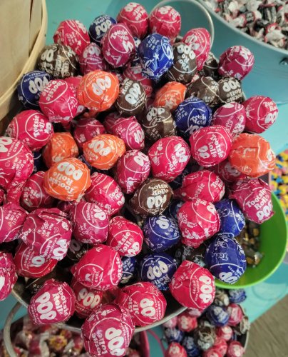 Photo post from heysugarcandystore.