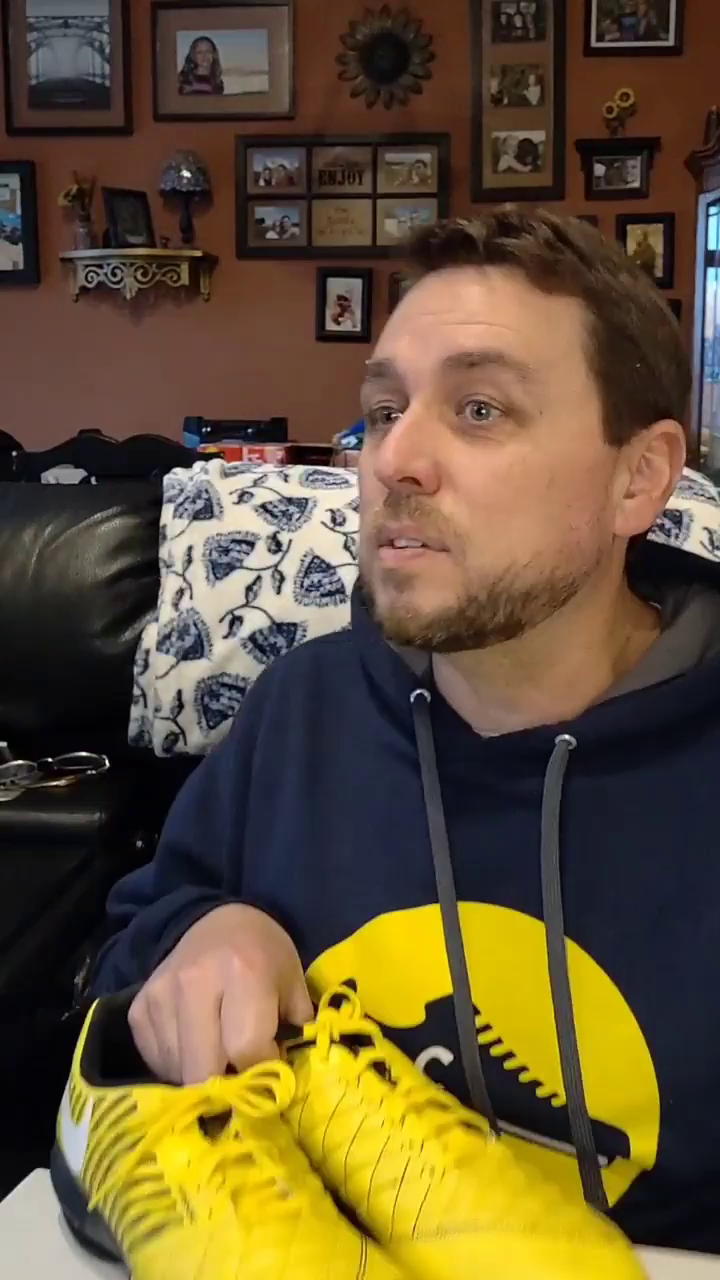 Video post from craigscurlingshoes.