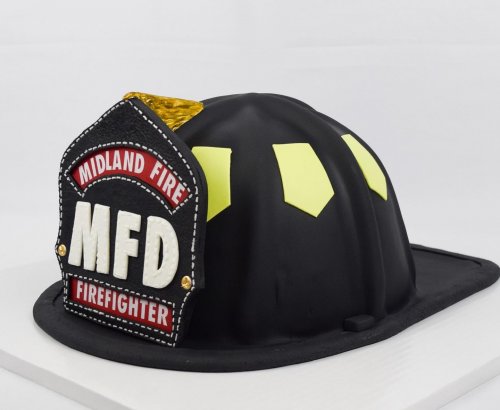 Photo post from marquettescakestudio.