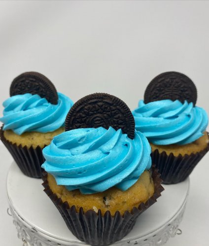 Carousel post from famous_creations_catering.