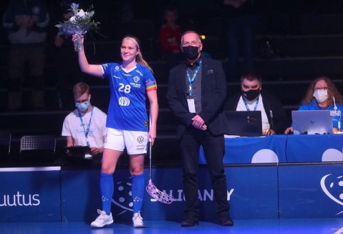 Carousel post from kauppitwins.