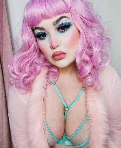 Carousel post from annabelles_wigs.