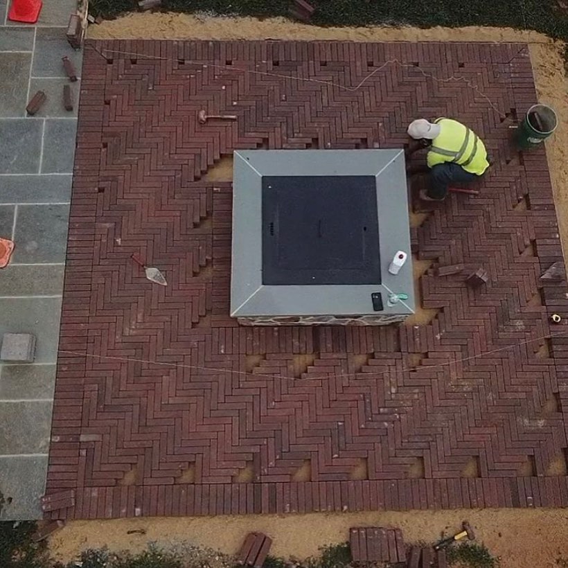 Photo post from techobloc.