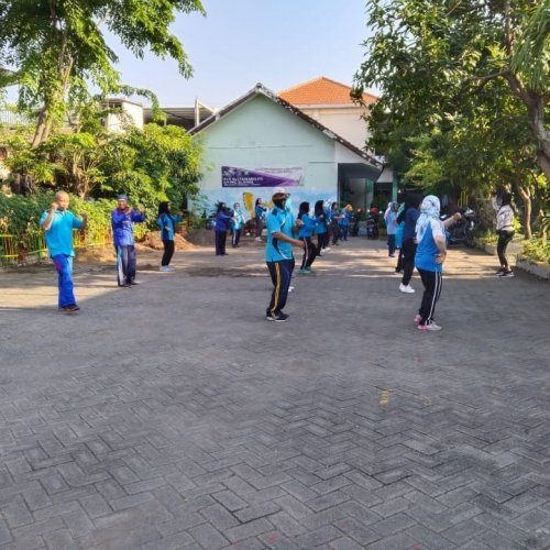 PostPhoto
