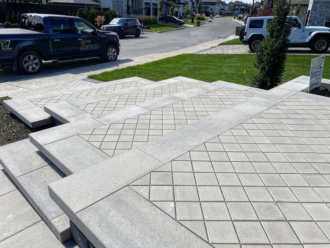 Photo post from techobloc.