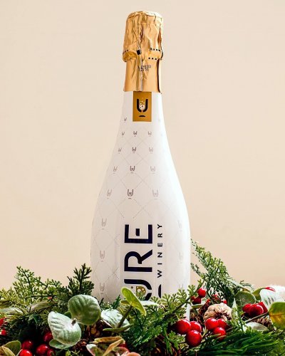 Photo post from purethewineryes.