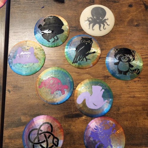 Carousel post from ahealingvibration.