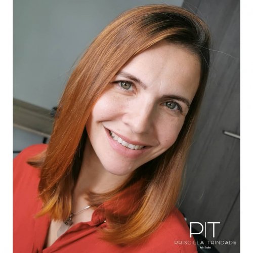 Carousel post from trindadehairstylist.