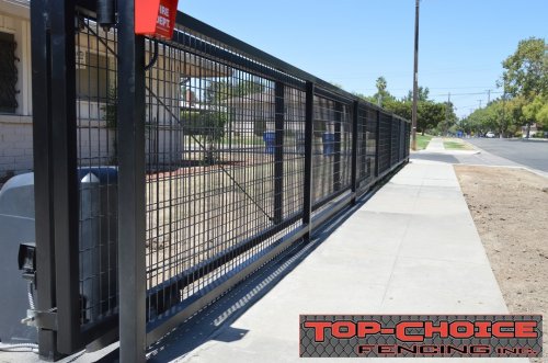 Carousel post from topchoicefencing.