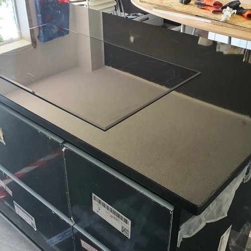 Carousel post from ellocoworktops.