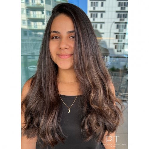 Carousel post from trindadehairstylist.