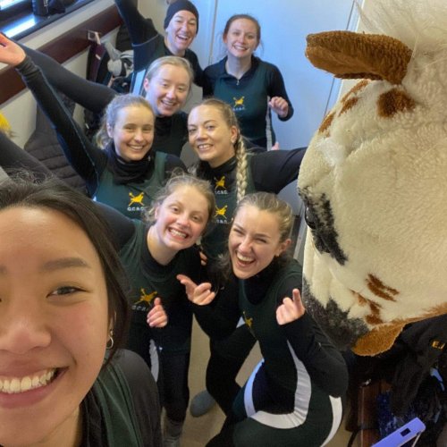 Carousel post from queensboatclub.